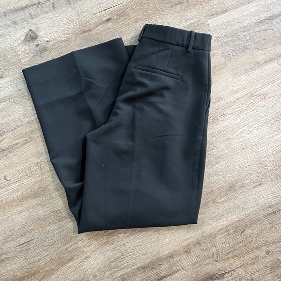 Abercrombie & Fitch Harper Tailored Ultra Wide Leg Pant - Picture 3 of 4